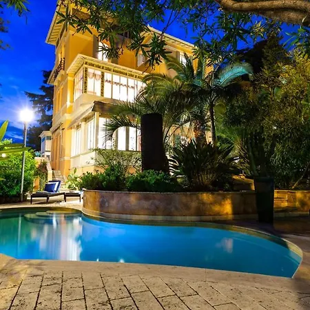 Gioiello 10, Emma 빌라 산레모