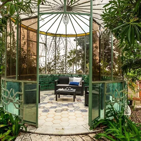 Gioiello 10, Emma 빌라