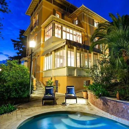 Villa Gioiello 10, Emma